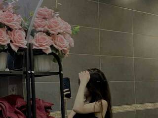 Erotikus videocsevegés Cheryflower22