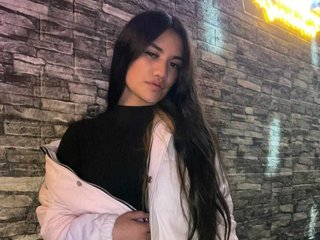 Erotikus videocsevegés Chiara-tay