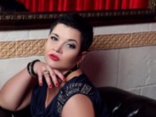 A profil fényképe chichiolina