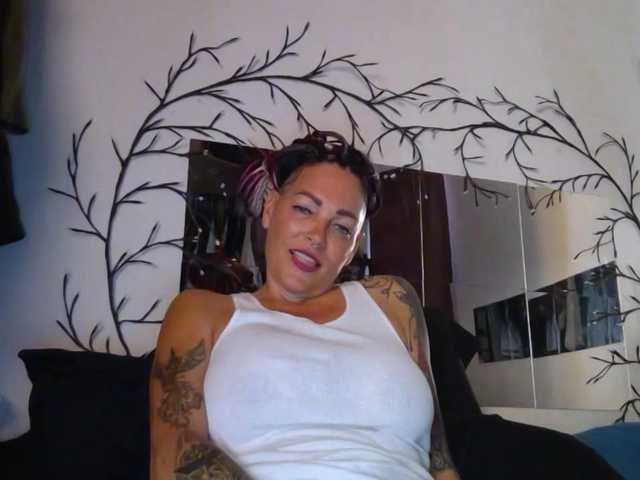 Sugárzási képernyőképek Chloe369
