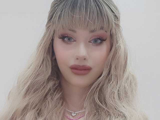 A profil fényképe ChloeLovely