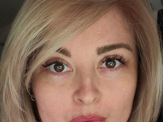Erotikus videocsevegés ChloeOrtis