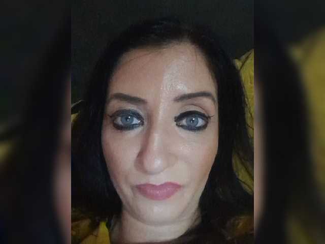 Sugárzási képernyőképek ChristianaHot