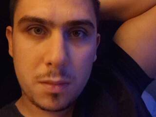 Erotikus videocsevegés CHSATAN