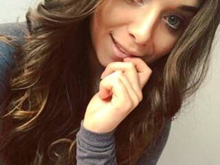 Erotikus videocsevegés CindyKiss20