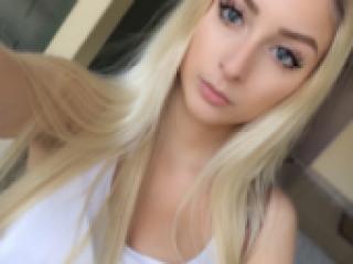 Erotikus videocsevegés cindyy
