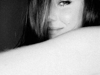 Erotikus videocsevegés cinthia-love