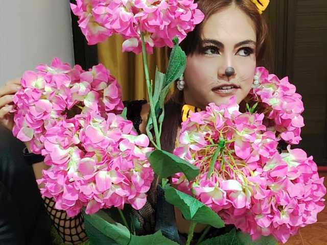 A profil fényképe cleopatra-hot