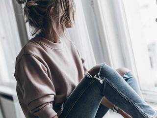 Erotikus videocsevegés Cloe-Ramirez