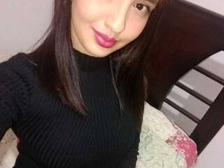 Erotikus videocsevegés cloethea