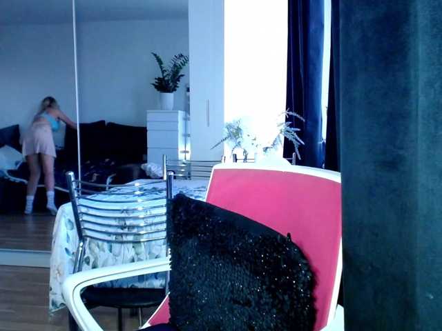 Sugárzási képernyőképek Cornelia22hot