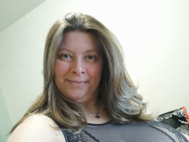 A profil fényképe Cougar-BBW