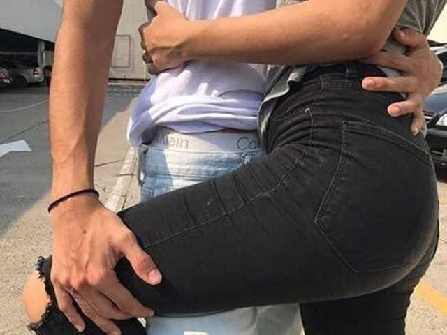 A profil fényképe Couple-Colomb
