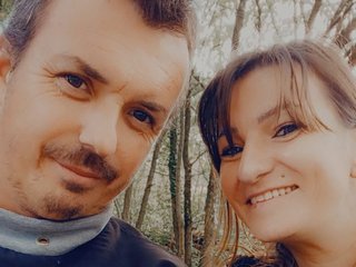 Erotikus videocsevegés Coupleaureale