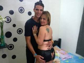 Erotikus videocsevegés Couplexlove4u