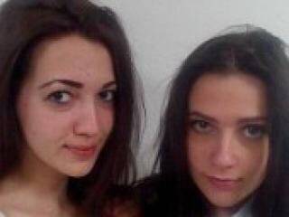 Erotikus videocsevegés crazygirlxx