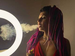 Erotikus videocsevegés CrazyMilf