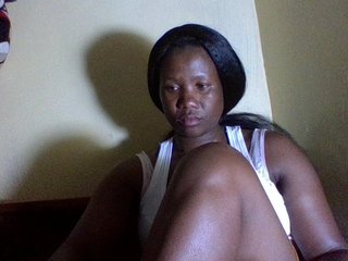 Erotikus videocsevegés Creamier25