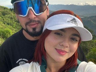 Erotikus videocsevegés CrisAndDanna