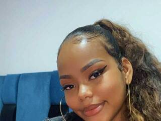 Erotikus videocsevegés CrissMillerr1