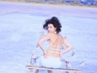 A profil fényképe curlykate