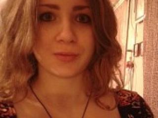 Erotikus videocsevegés curlylili