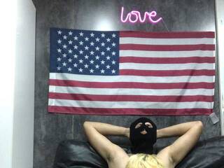 Erotikus videocsevegés Cute8kittens