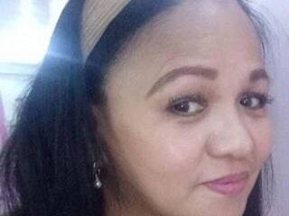 Erotikus videocsevegés cutelyn