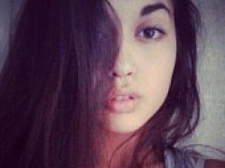 A profil fényképe cutenikole