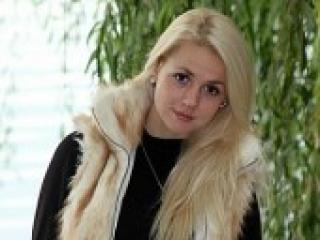 Erotikus videocsevegés cutiecx