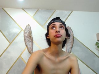 Erotikus videocsevegés Roxana_