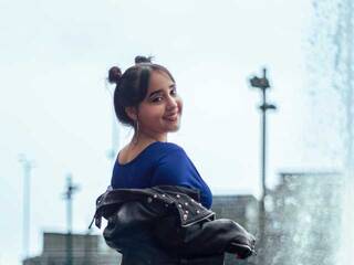 Erotikus videocsevegés Dafnebloshhh