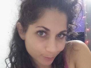 Erotikus videocsevegés DALIA-2004