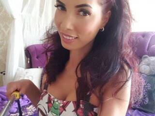 Erotikus videocsevegés dalynnda25