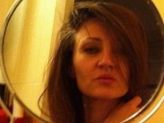 A profil fényképe danamillen
