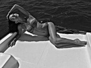 Erotikus videocsevegés dancegirll