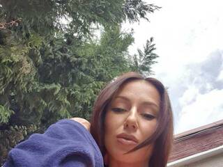 Erotikus videocsevegés DanielleXo