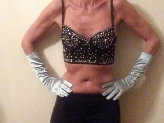 A profil fényképe danihothothot
