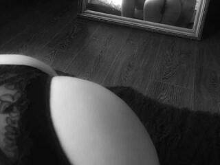 Erotikus videocsevegés DanikLev3001