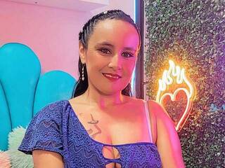 Erotikus videocsevegés danna-mature19