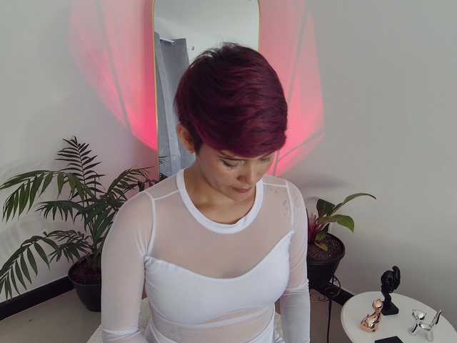 Sugárzási képernyőképek DannaCartier