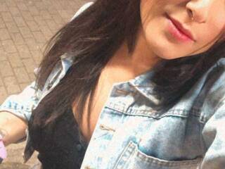 Erotikus videocsevegés dannadann1