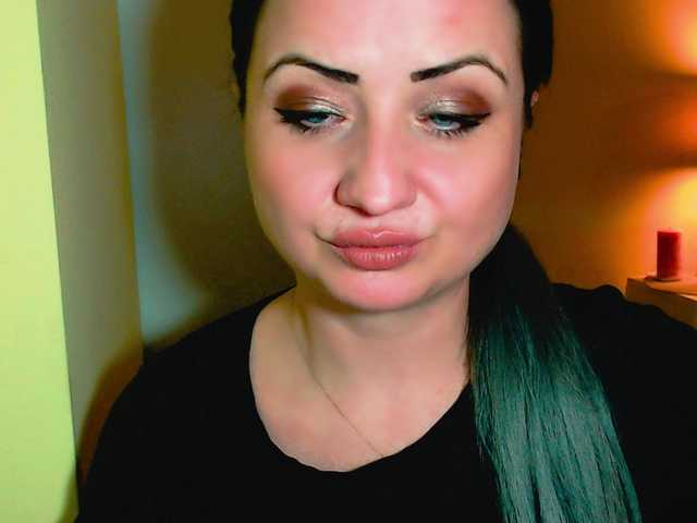 Sugárzási képernyőképek KinkyDomina