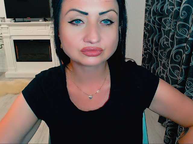 Sugárzási képernyőképek KinkyDomina