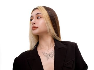 Erotikus videocsevegés DarlaBelle
