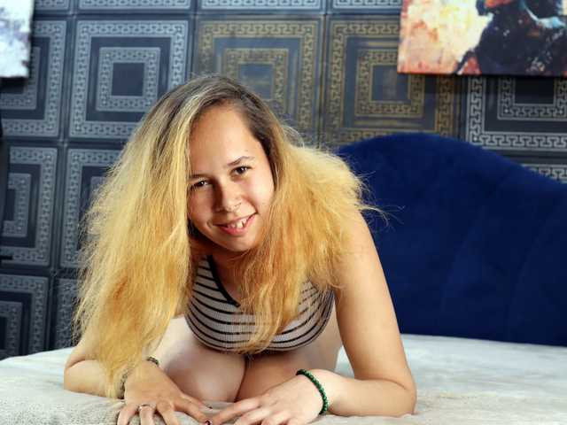 A profil fényképe DarlaBoom