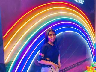 Erotikus videocsevegés darlacampbell