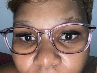 Erotikus videocsevegés DarrkDeeva68