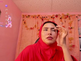 Erotikus videocsevegés DarshaKhemu