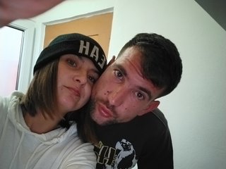 Erotikus videocsevegés deeDUloveBen